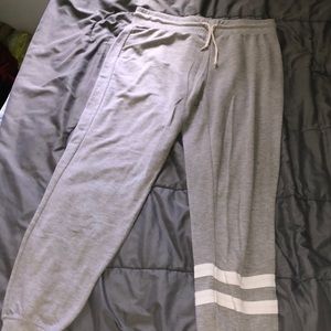 joggers/ sweatpants